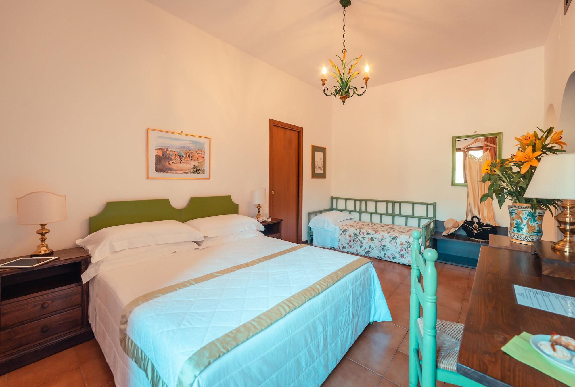 Hotel Villa Sirina Таормина Экстерьер фото