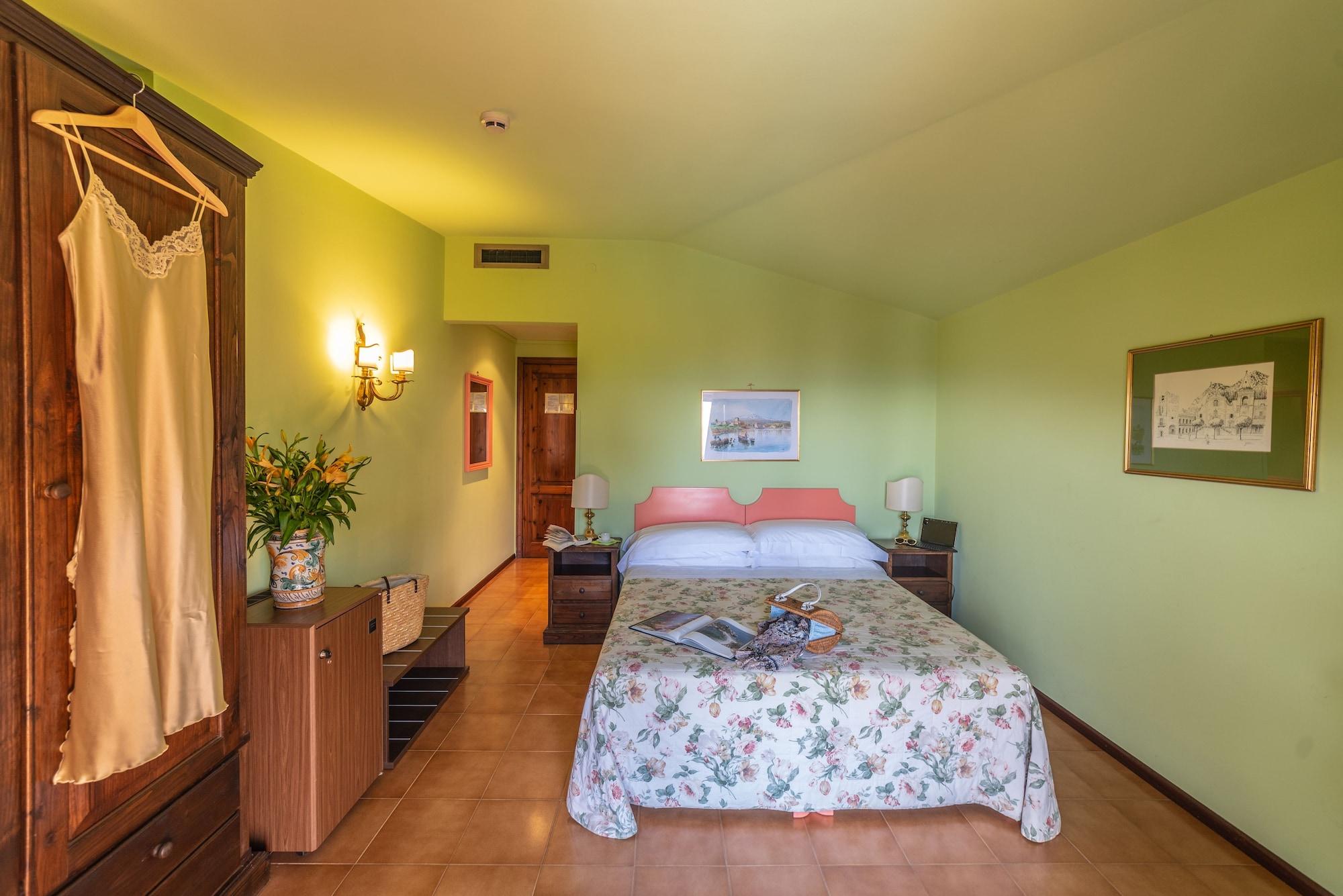 Hotel Villa Sirina Таормина Экстерьер фото