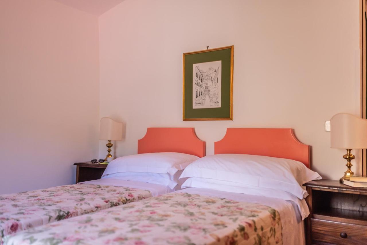 Hotel Villa Sirina Таормина Экстерьер фото